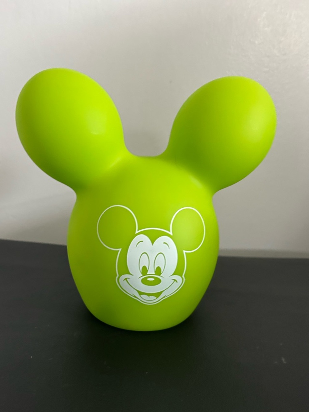2024 Disney Play in the Park Green Light Up Mickey Balloon - Picture 2 of 6